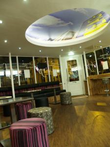 420652_379612878735099_1918821608_n