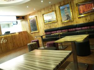 458865_379612592068461_468846021_o